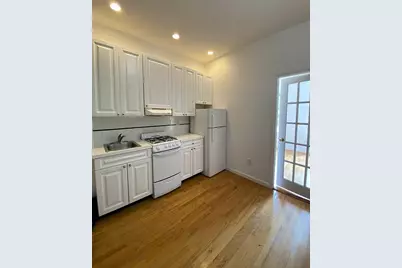 247 E 62nd Street #14, New York, NY 10065 - Photo 1