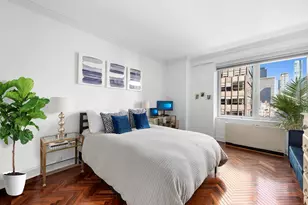 216 E 47th St, New York, NY 10017 - Photo 3