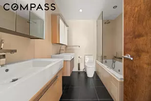 641 5th Ave, New York, NY 10022 - Photo 9