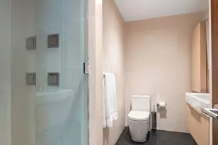 641 5th Ave, New York, NY 10022 - Photo 11