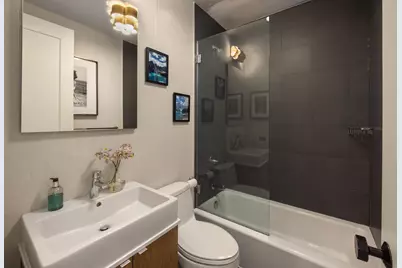 225 Carlton Avenue, Brooklyn, NY 11205 - Photo 11