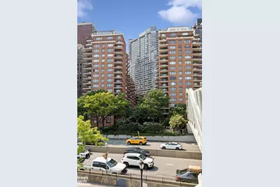 60 Sutton Place S #2IS, New York City, NY 10022 - Photo 9