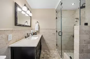 339 E 58th St, New York City, NY 10022 - Photo 21
