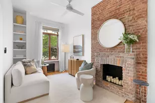 110 W 71st St, New York, NY 10023 - Photo 1