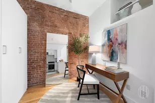 110 W 71st St, New York City, NY 10023 - Photo 11