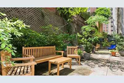 230 E 73rd Street #1CDE, New York, NY 10021 - Photo 5