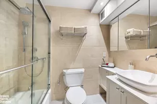 300 Rector Pl, New York City, NY 10280 - Photo 5