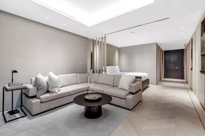 685 Fifth Avenue #10D, New York City, NY 10022 - Photo 3