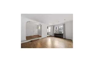 210 W 19th St, New York City, NY 10011 - Photo 3