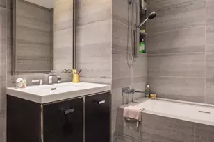 252 South St, New York, NY 10002 - Photo 5