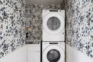 40 E 80th St, New York City, NY 10075 - Photo 17