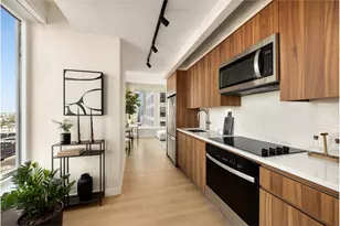 18 India St, New York City, NY 11222 - Photo 3