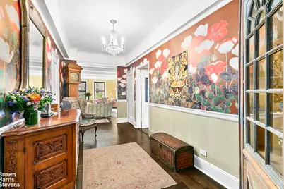 136 E 64th Street #9D, New York, NY 10065 - Photo 3