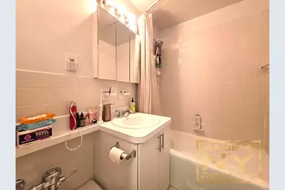 327 W 30th Street #2J, New York, NY 10001 - Photo 7