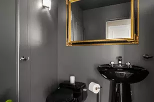 211 W 71st St, New York City, NY 10023 - Photo 15