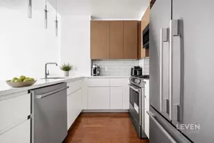 27-17 42nd Rd, Long Island City, NY 11101 - Photo 5