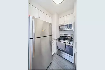 337 W 43rd Street #2D, New York City, NY 10036 - Photo 5