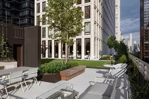 15 W 61st St, New York, NY 10023 - Photo 27