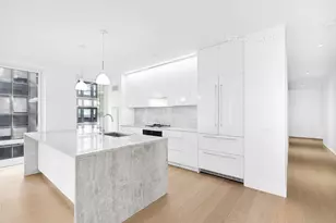 15 W 61st St, New York, NY 10023 - Photo 5