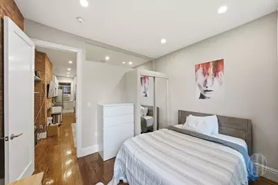 113 Christopher Street #2D, New York, NY 10014 - Photo 5