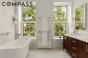 8 Polhemus Pl, New York City, NY 11215 - Photo 13
