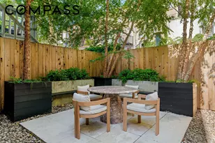 8 Polhemus Pl, New York City, NY 11215 - Photo 7