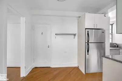 16 Park Avenue #10B, New York City, NY 10016 - Photo 5
