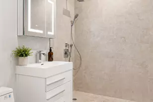 593 E 17th St, Brooklyn, NY 11226 - Photo 5