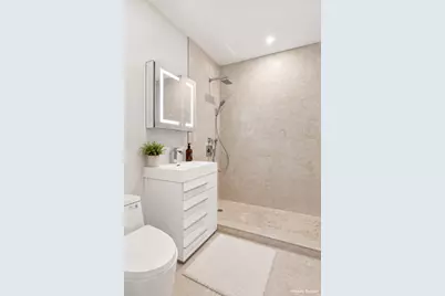 593 E 17th Street #5A, Brooklyn, NY 11226 - Photo 5