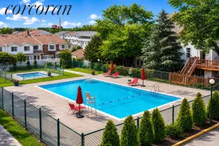 63A Country Dr E, New York City, NY 10314 - Photo 19