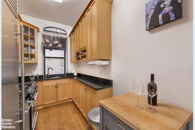 102 W 75th Street #38, New York, NY 10023 - Photo 5