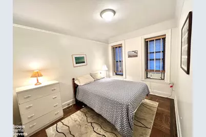 102 W 75th Street #38, New York, NY 10023 - Photo 3