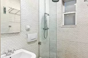 96 Perry St, New York City, NY 10014 - Photo 5