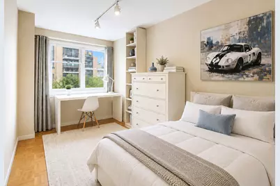 155 W 68th Street #404, New York, NY 10023 - Photo 5