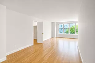 155 W 68th St, New York, NY 10023 - Photo 27