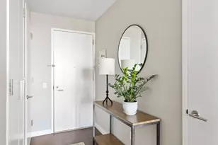 555 W 59th St, New York City, NY 10019 - Photo 3