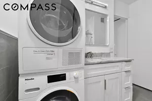 240 E 47th St, New York City, NY 10017 - Photo 7