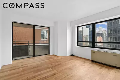 240 E 47th Street #22B, New York City, NY 10017 - Photo 5