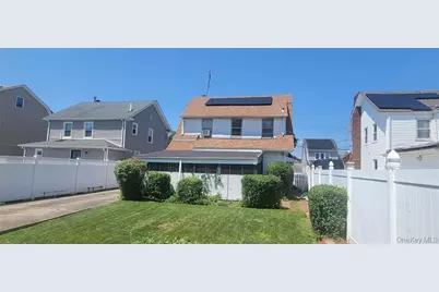 105-15 220th Street, New York City, NY 11429 - Photo 7