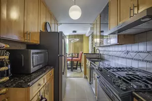 164-20 Highland Ave, Jamaica, NY 11432 - Photo 15