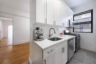 27 W 96th St, New York City, NY 10025 - Photo 3