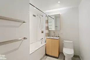 322 W 57th St, New York City, NY 10019 - Photo 9
