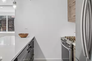 201 E 25th St, New York City, NY 10010 - Photo 3