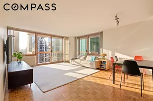 235 E 40th St, New York City, NY 10016 - Photo 5