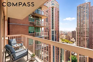 235 E 40th St, New York City, NY 10016 - Photo 3