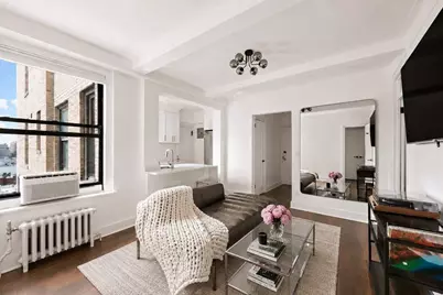 50 W 106th Street #14D, New York, NY 10025 - Photo 1