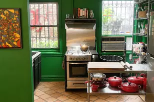 2 Perry St, New York City, NY 10014 - Photo 9