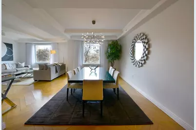 160 Central Park S #414, New York, NY 10019 - Photo 3