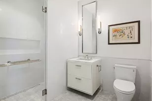 200 E 83rd St, New York, NY 10028 - Photo 17