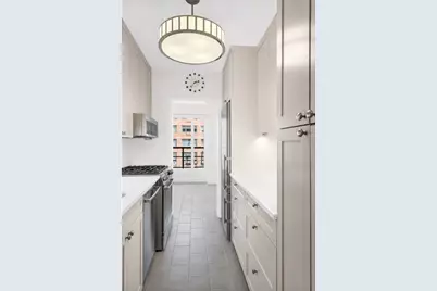 36 Sutton Place S #11B, New York City, NY 10022 - Photo 3